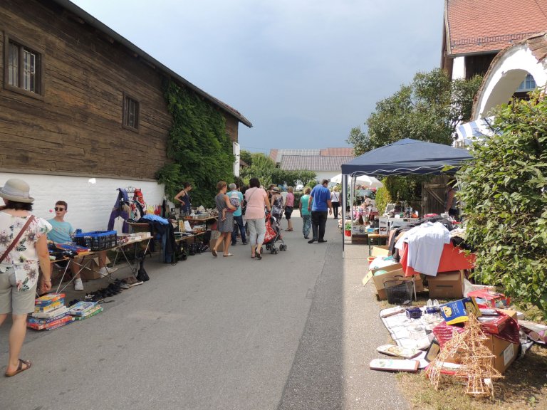 Nachtflohmarkt